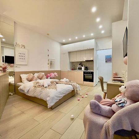 Candy Residence Park Bukares Bagian luar foto